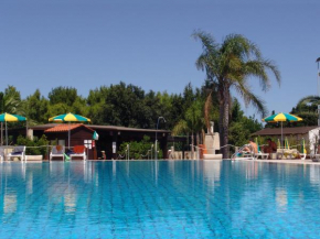 Отель Agriturismo il Contadino  Челлино-Сан-Марко